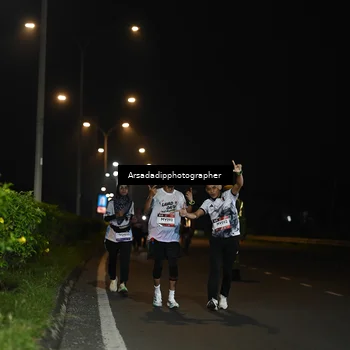Runner Photo 7677972