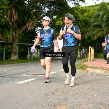 Runner Photo 7677984