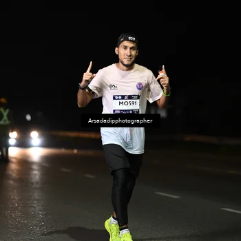 Runner Photo 7677992