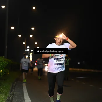 Runner Photo 7677996