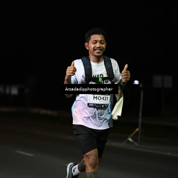 Runner Photo 7677998