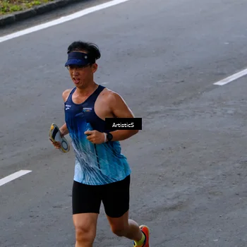 Runner Photo 7678028