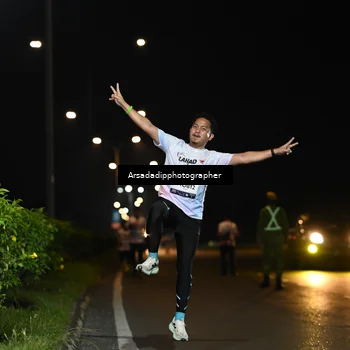 Runner Photo 7678030