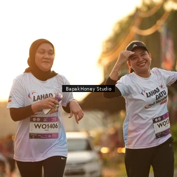 Runner Photo 7678041