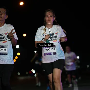 Runner Photo 7678048