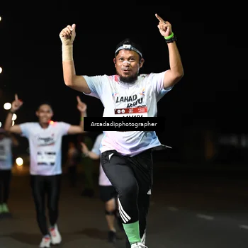 Runner Photo 7678068