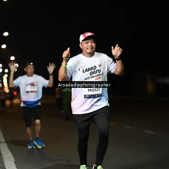 Runner Photo 7678069