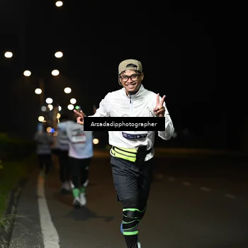 Runner Photo 7678070