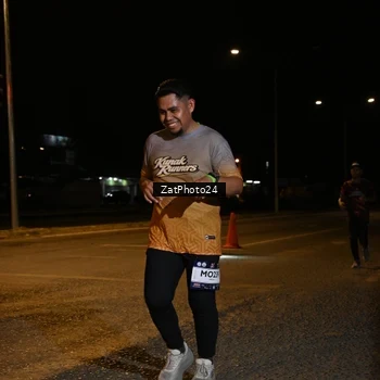Runner Photo 7678077