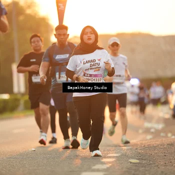 Runner Photo 7678097