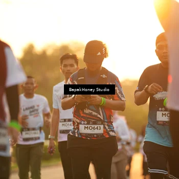 Runner Photo 7678098