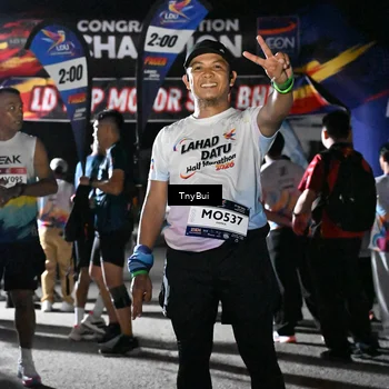 Runner Photo 7678112