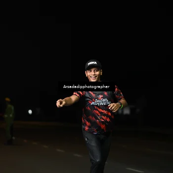 Runner Photo 7678132