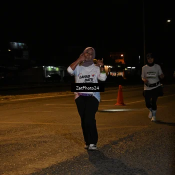 Runner Photo 7678137