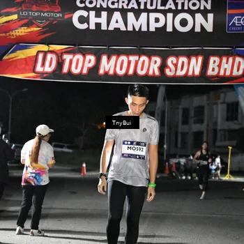Runner Photo 7678165
