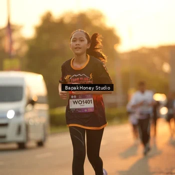Runner Photo 7678168