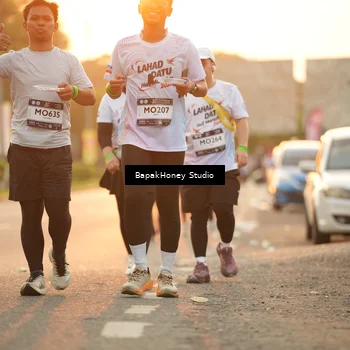 Runner Photo 7678176