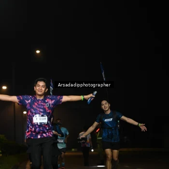 Runner Photo 7678185