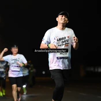Runner Photo 7678200
