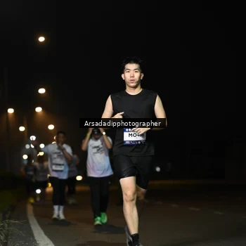 Runner Photo 7678205