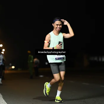 Runner Photo 7678233