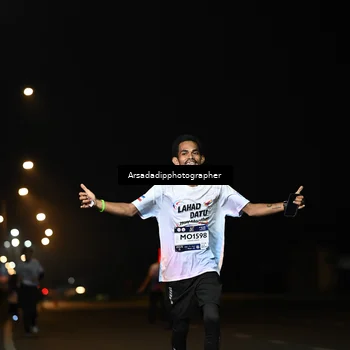 Runner Photo 7678242