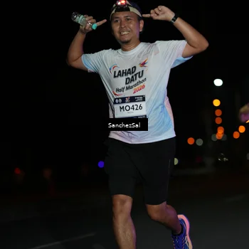 Runner Photo 7678248