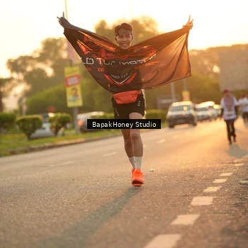 Runner Photo 7678262