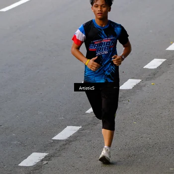 Runner Photo 7678266