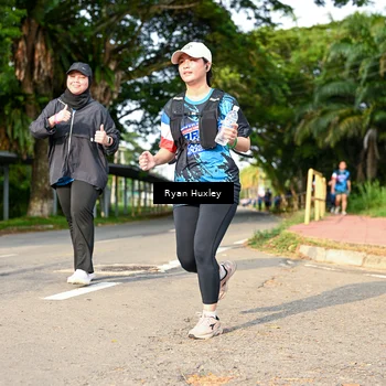 Runner Photo 7678272