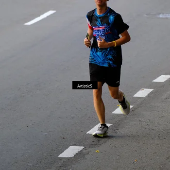 Runner Photo 7678276