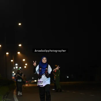 Runner Photo 7678279