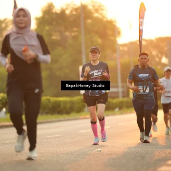 Runner Photo 7678305