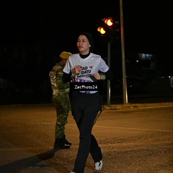Runner Photo 7678307