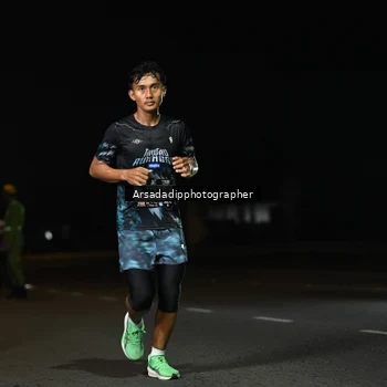 Runner Photo 7678325
