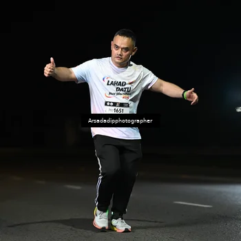 Runner Photo 7678349