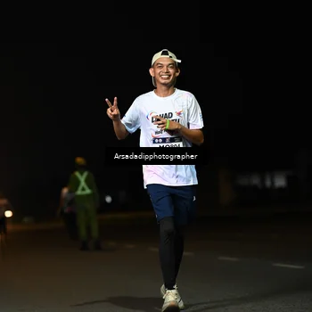 Runner Photo 7678352
