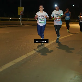 Runner Photo 7678358