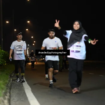 Runner Photo 7678370