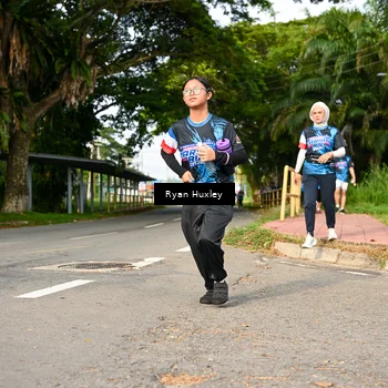 Runner Photo 7678373