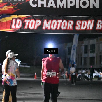 Runner Photo 7678394