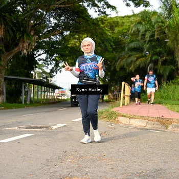 Runner Photo 7678395