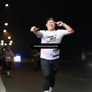Runner Photo 7678405