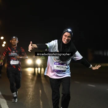 Runner Photo 7678415