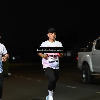 Runner Photo 7678427