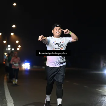 Runner Photo 7678438