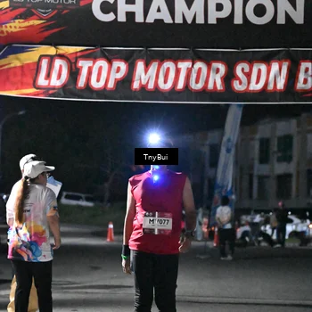 Runner Photo 7678442