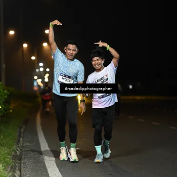 Runner Photo 7678461