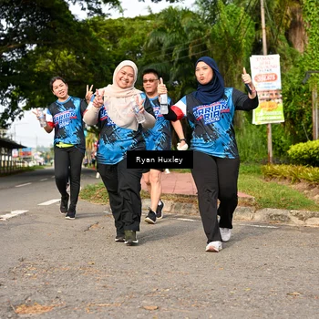 Runner Photo 7678480