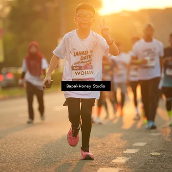 Runner Photo 7678485